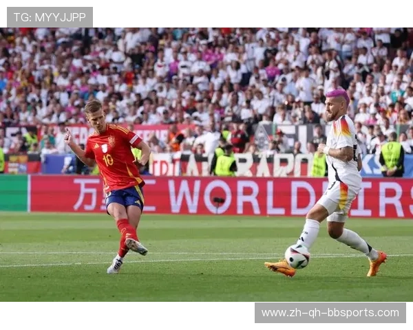 德甲球队粉色队服：德甲球队的粉色队服设计与历史背景